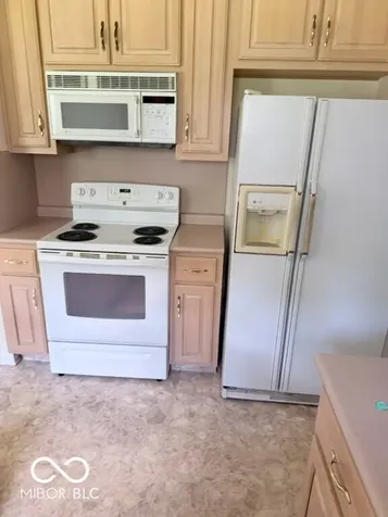 8959 Rexford Road Indianapolis IN 46260