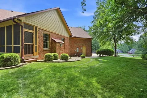 5744 Hickory Woods Drive Plainfield IN 46168