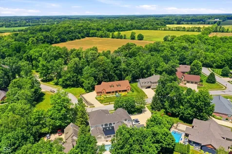 5744 Hickory Woods Drive Plainfield IN 46168