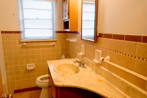 4537 E 42nd Street Indianapolis IN 46226