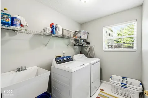 10824 Madeline Court Fishers IN 46037