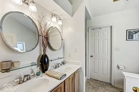 10824 Madeline Court Fishers IN 46037