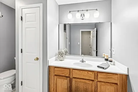 10824 Madeline Court Fishers IN 46037