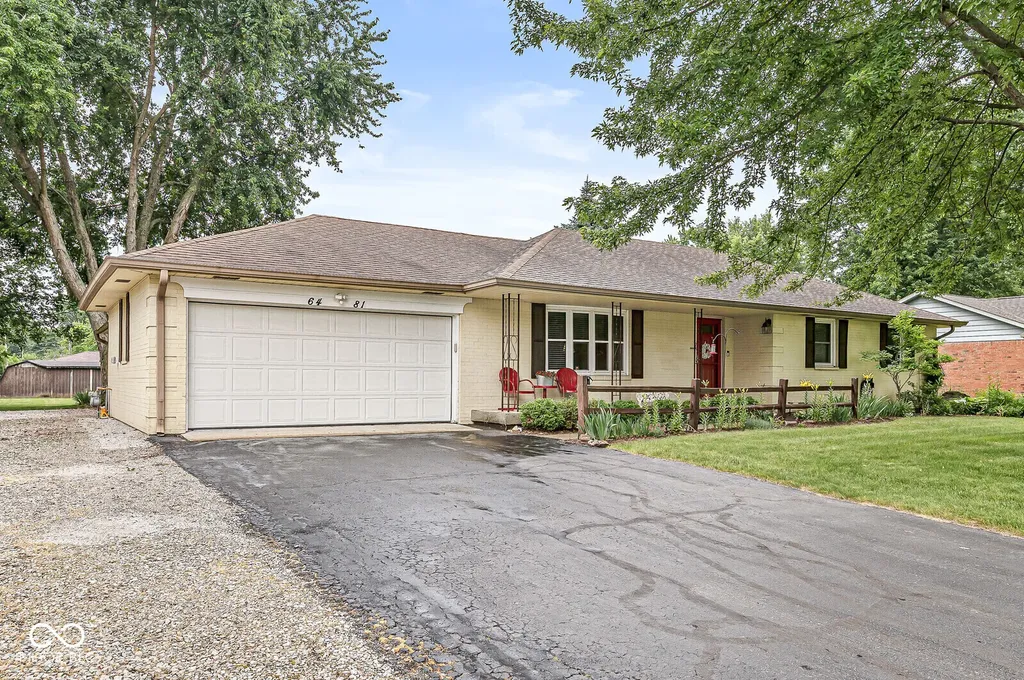 6481 Walnut Brownsburg IN 46112