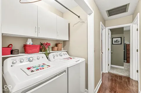 6481 Walnut Brownsburg IN 46112