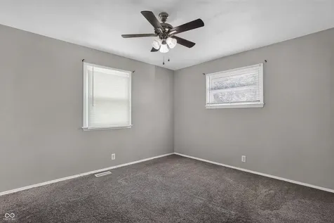 8505 E 34th Place Indianapolis IN 46226