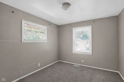 8505 E 34th Place Indianapolis IN 46226