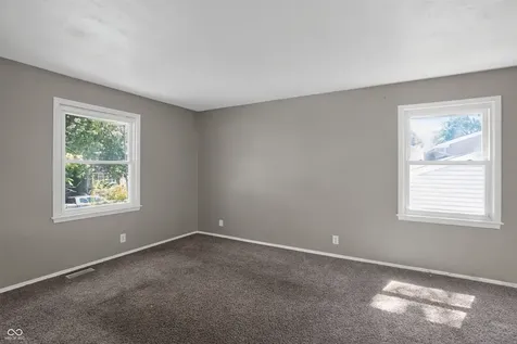 8505 E 34th Place Indianapolis IN 46226