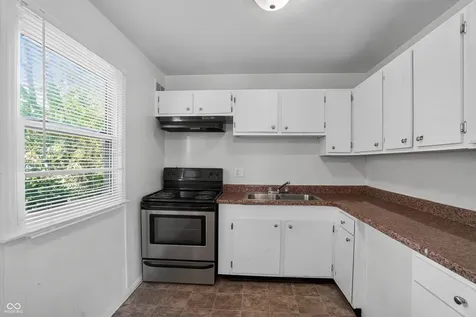 8505 E 34th Place Indianapolis IN 46226