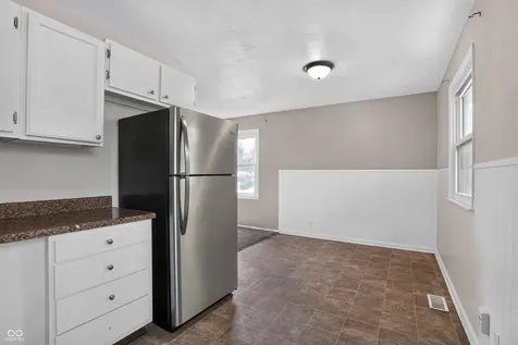8505 E 34th Place Indianapolis IN 46226