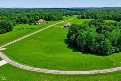 3230 Eagles Point Martinsville IN 46151