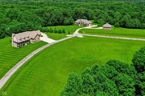 3230 Eagles Point Martinsville IN 46151