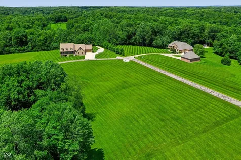 3230 Eagles Point Martinsville IN 46151