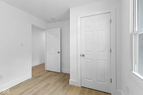 3038 Meredith Avenue Indianapolis IN 46201