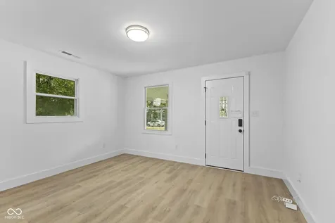3038 Meredith Avenue Indianapolis IN 46201
