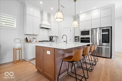 837 Templeton Drive Carmel IN 46032
