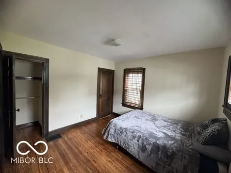 2744 Barth Avenue Indianapolis IN 46203