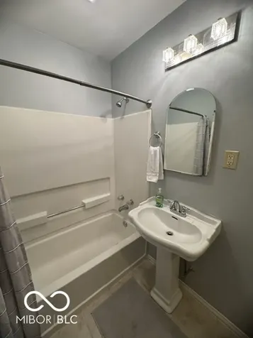 2744 Barth Avenue Indianapolis IN 46203