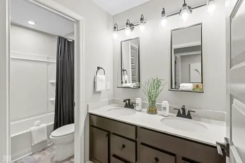 1104 Gatewick Court Greenwood IN 46143