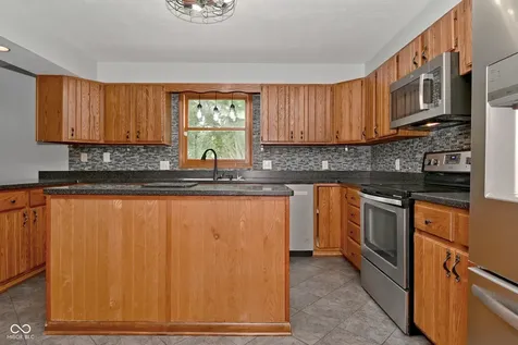 1012 Hudson Bay Drive Greenwood IN 46142