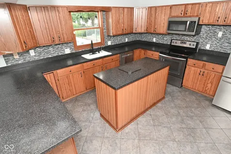 1012 Hudson Bay Drive Greenwood IN 46142