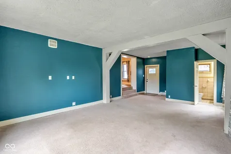 217 Lebanon Street Lizton IN 46149