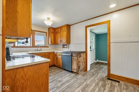 217 Lebanon Street Lizton IN 46149
