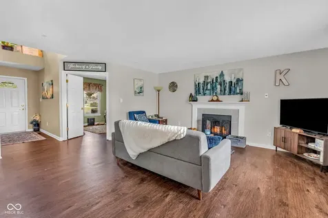 2905 Shadow Lake Drive Indianapolis IN 46217