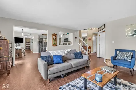 2905 Shadow Lake Drive Indianapolis IN 46217
