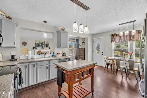 2905 Shadow Lake Drive Indianapolis IN 46217
