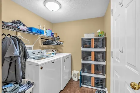 2905 Shadow Lake Drive Indianapolis IN 46217