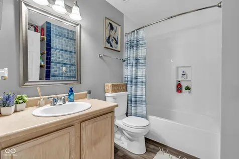 2905 Shadow Lake Drive Indianapolis IN 46217