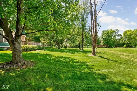 1300 Woodpond N Roundabout Carmel IN 46033
