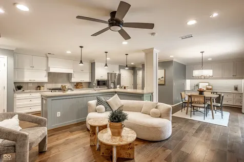 220 Olde Mill Cove Indianapolis IN 46260