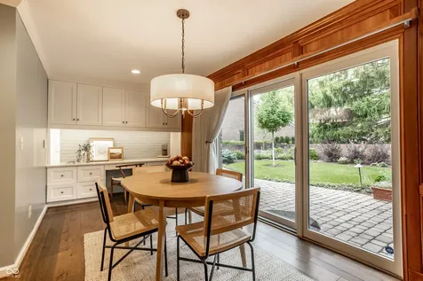 220 Olde Mill Cove Indianapolis IN 46260