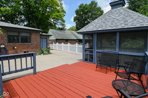 6221 Burlington Avenue Indianapolis IN 46220