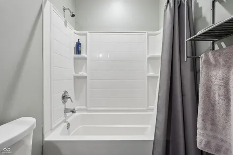 11624 Wedgeport Lane Fishers IN 46037
