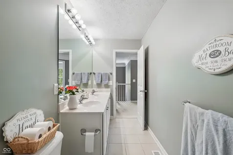 11624 Wedgeport Lane Fishers IN 46037