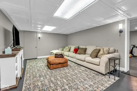 1213 Alderly Road Indianapolis IN 46260