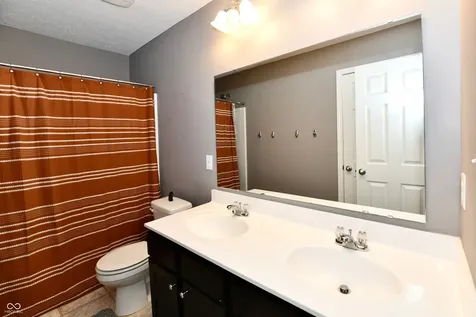 549 Gosford Westfield IN 46074