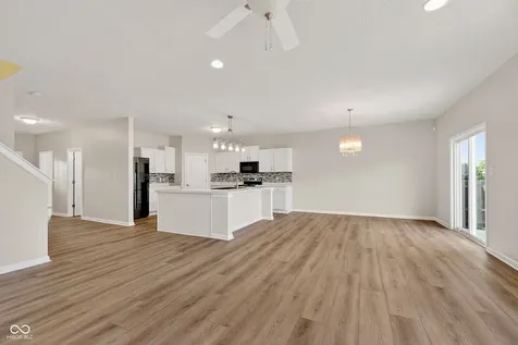 2715 Cabin Hill Road Greenfield IN 46140