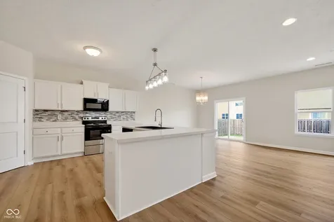 2715 Cabin Hill Road Greenfield IN 46140