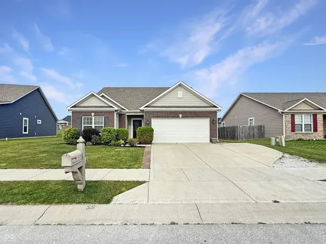 5238 Hearst Lane Indianapolis IN 46239