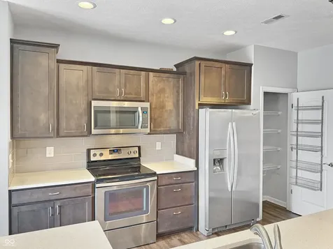 5238 Hearst Lane Indianapolis IN 46239