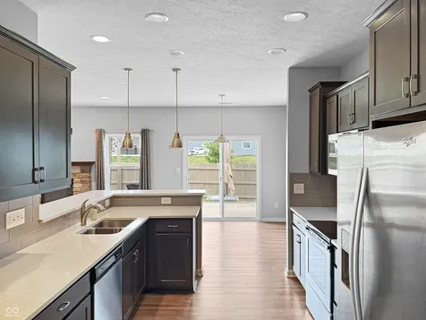 5238 Hearst Lane Indianapolis IN 46239