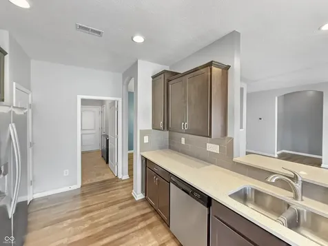 5238 Hearst Lane Indianapolis IN 46239