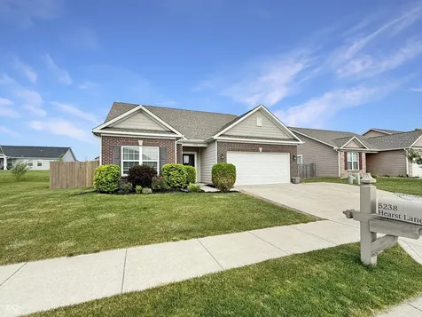 5238 Hearst Lane Indianapolis IN 46239
