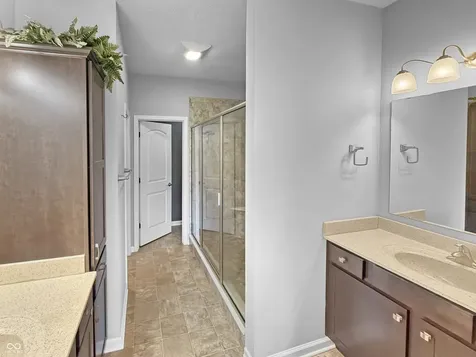5238 Hearst Lane Indianapolis IN 46239