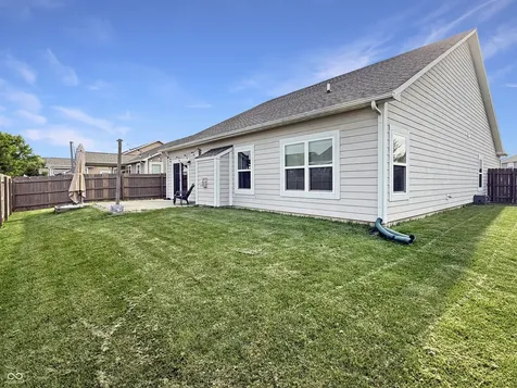 5238 Hearst Lane Indianapolis IN 46239