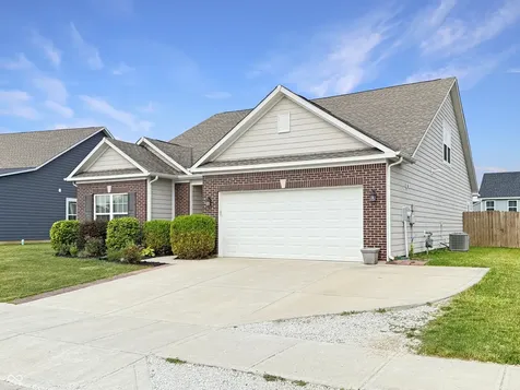 5238 Hearst Lane Indianapolis IN 46239